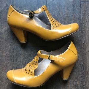 ModCloth kitten heels